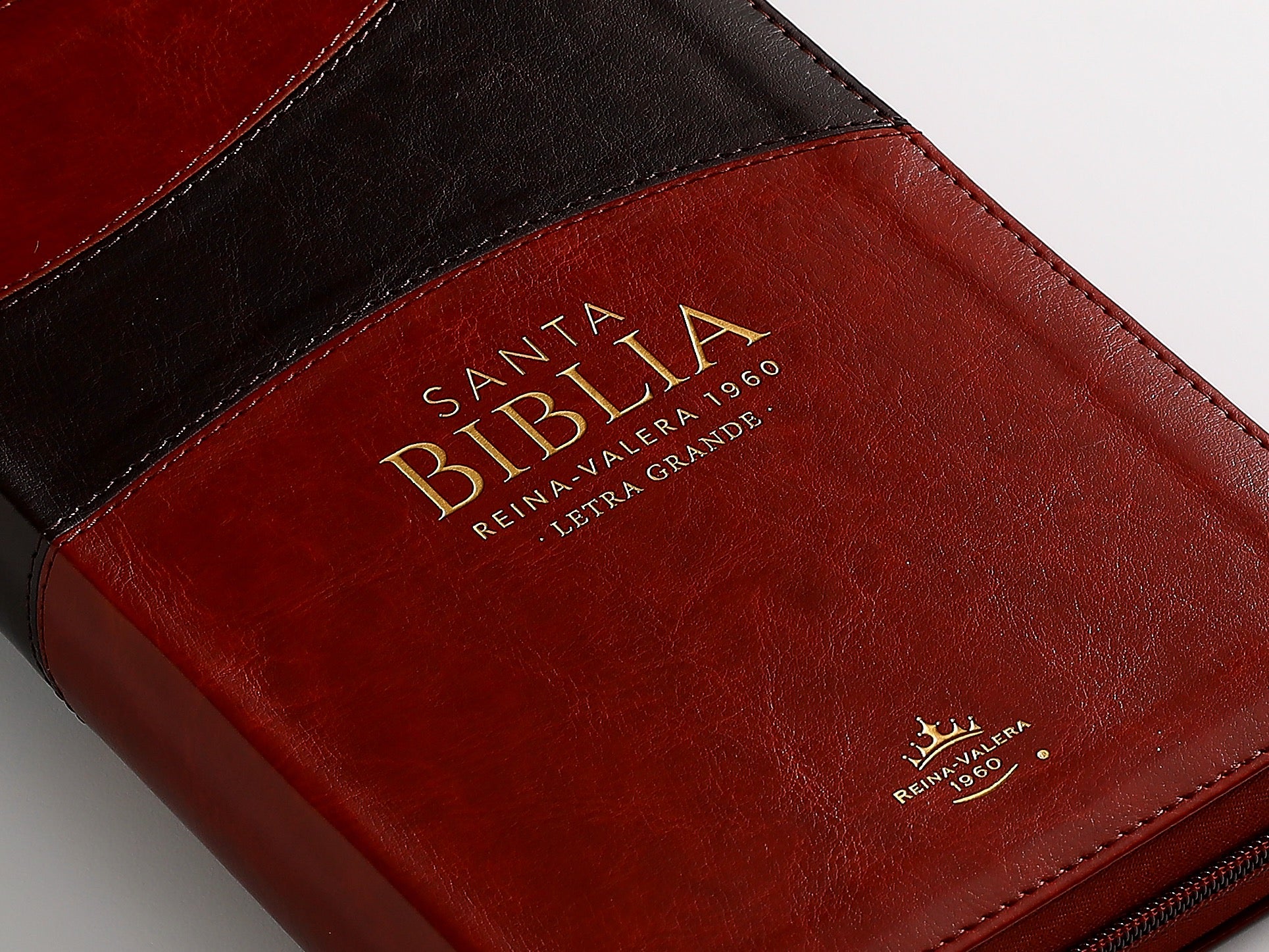 Biblia RVR60 Tamaño Manual Letra Grande marrón cierre indice