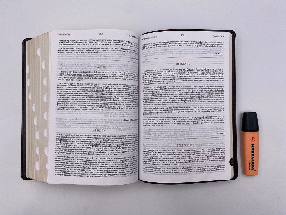 Biblia de estudio Patrística RVR77 café con indice
